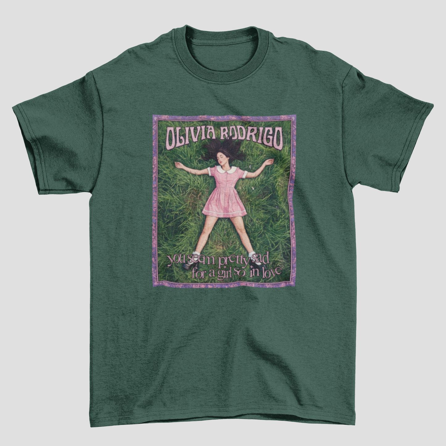 Camiseta Básica Olivia Rodrigo Poster