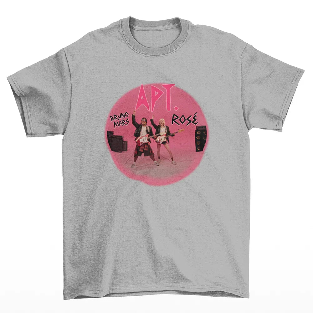 Camiseta Básica Bruno Mars e Rosé APT New Music