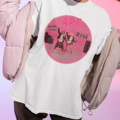 Camiseta Básica Bruno Mars e Rosé APT New Music