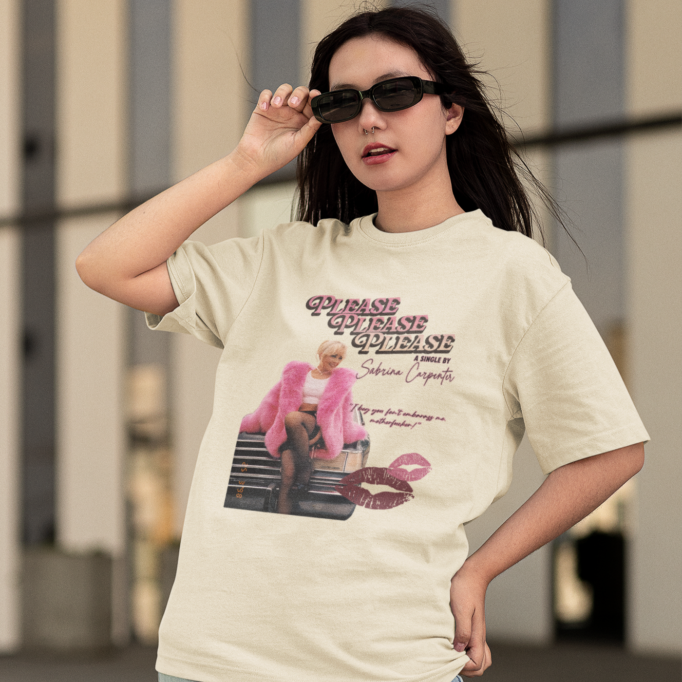 Camiseta Básica Sabrina Carpenter A Single By