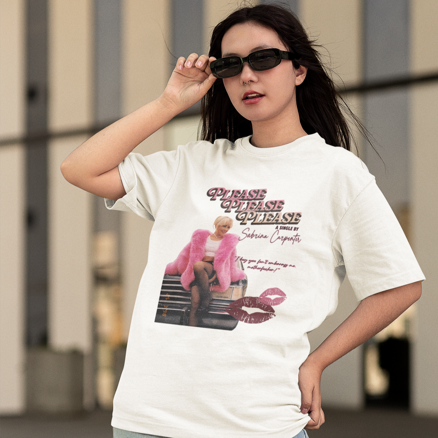 Camiseta Básica Sabrina Carpenter A Single By