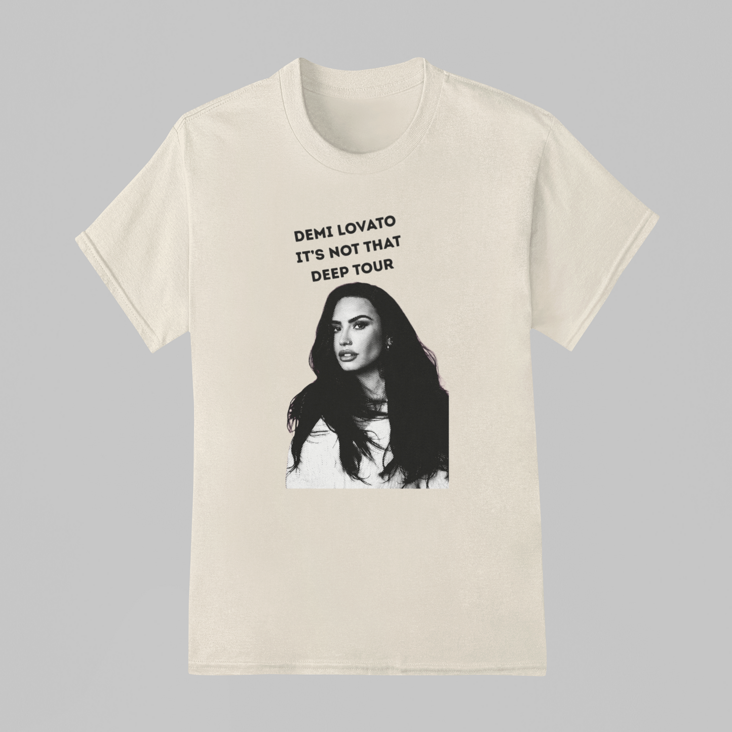 Camiseta Básica Demi Lovato Halftone