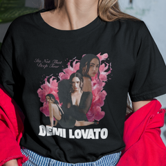 Camiseta Básica Demi Lovato INTDT Tour Graphic