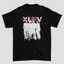 Camiseta Básica XLOV Group Graphic