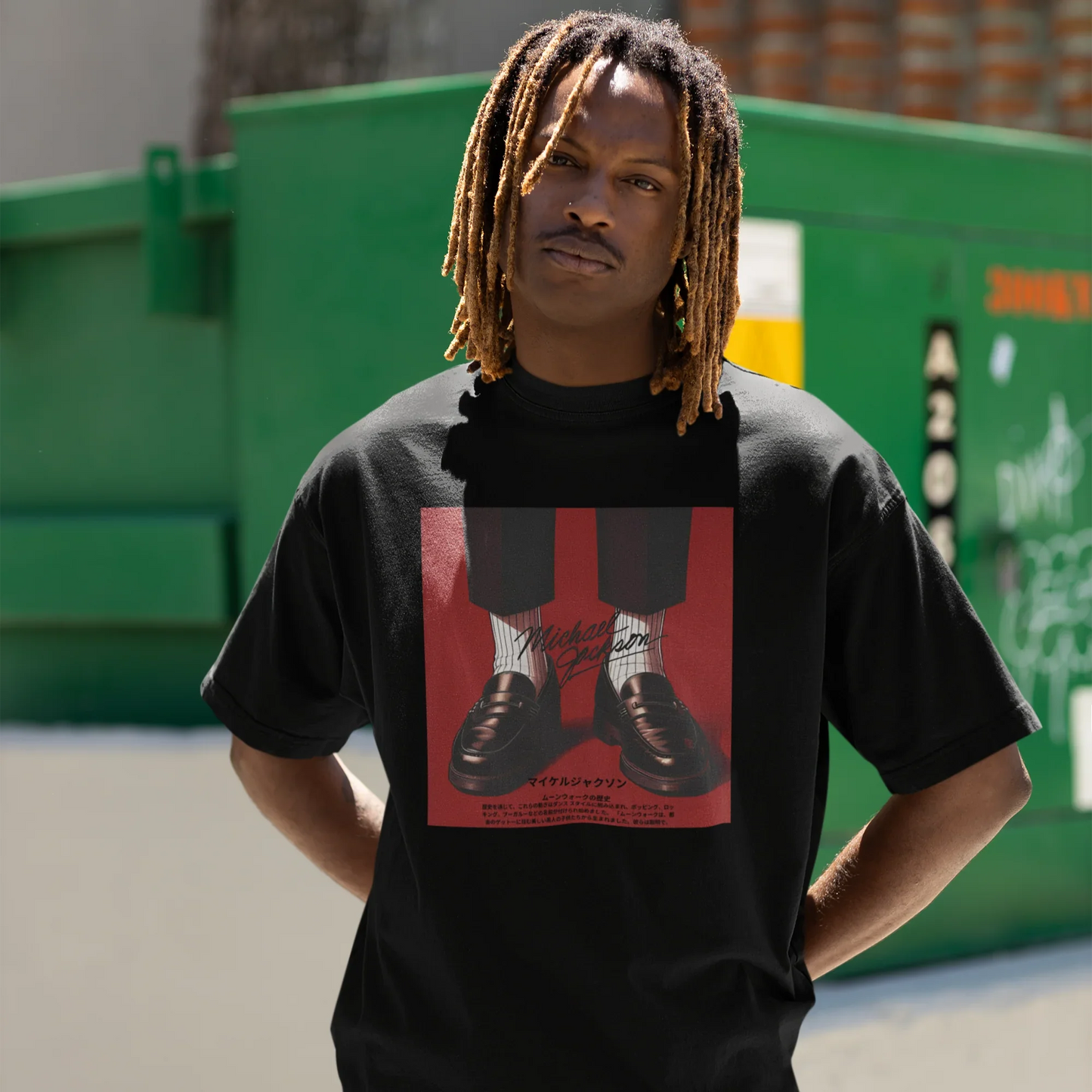 Camiseta Básica Michael Jackson Shoes