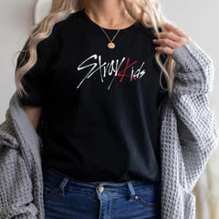 Camiseta Básica Stray Kids Logo