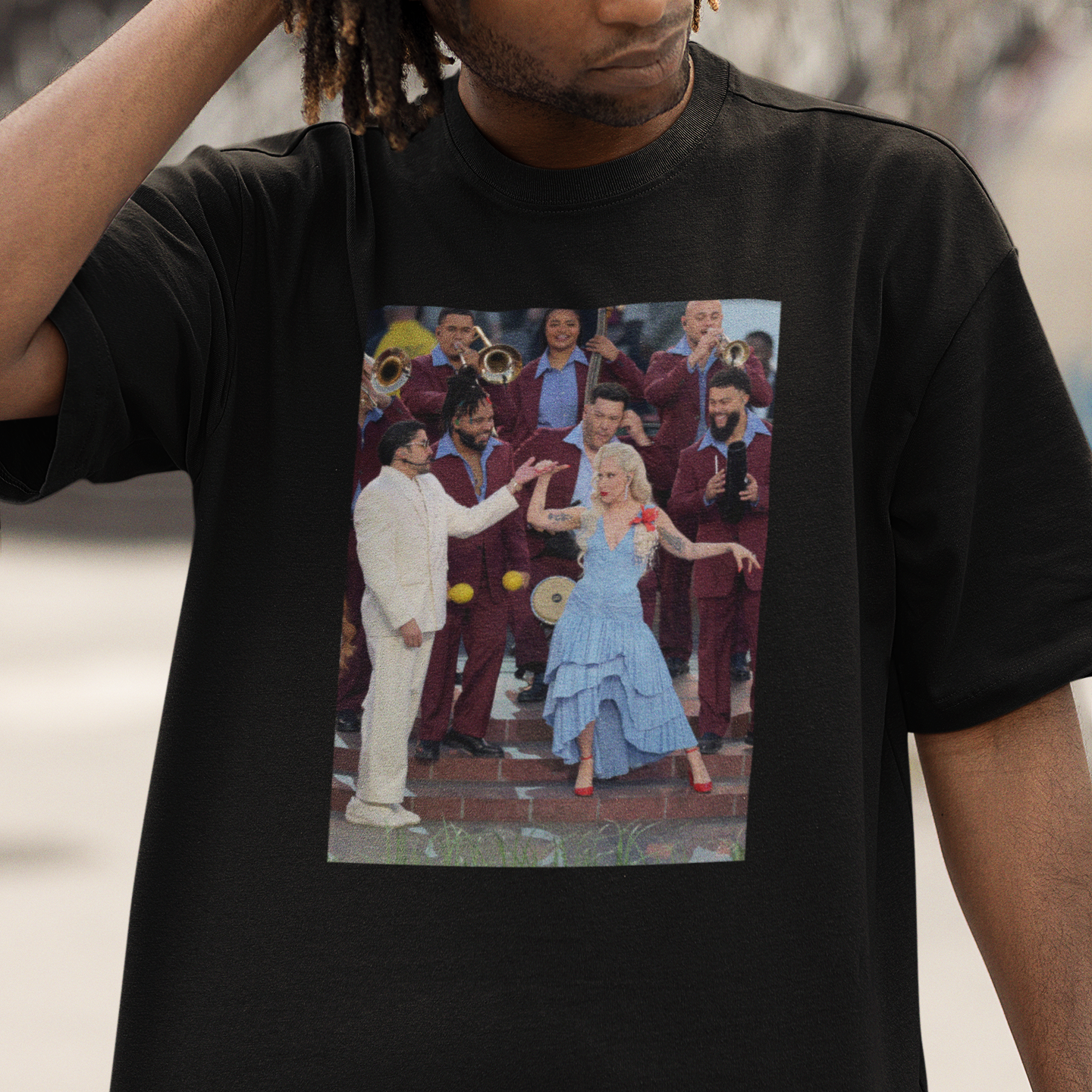 Camiseta Básica Bad Bunny Dance Lady Gaga