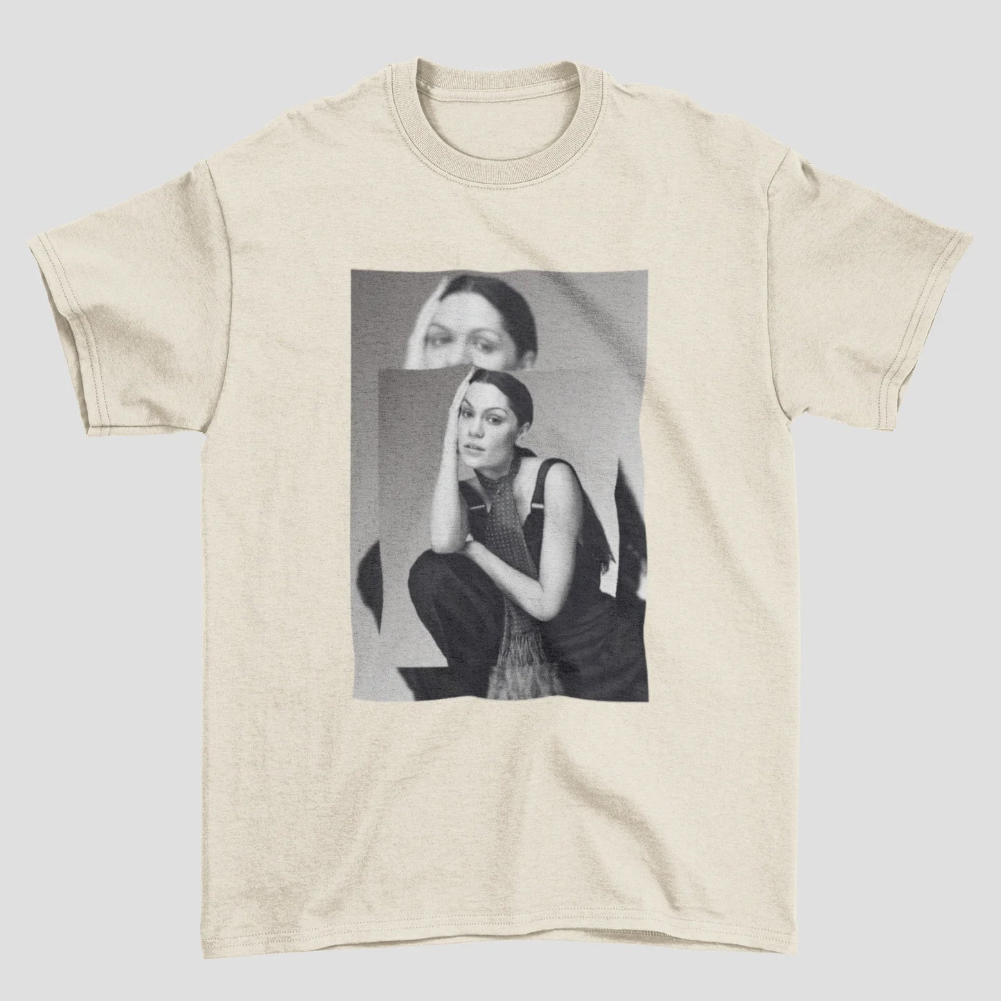 Camiseta Básica Jessie J. Photo P&B