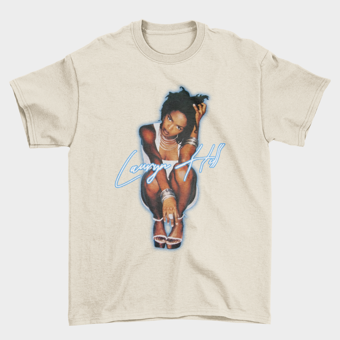 Camiseta Básica Lauryn Hill Pose