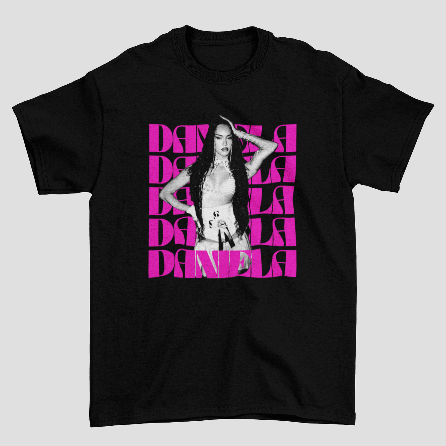 Camiseta Básica Katseye Daniela Pinky Up