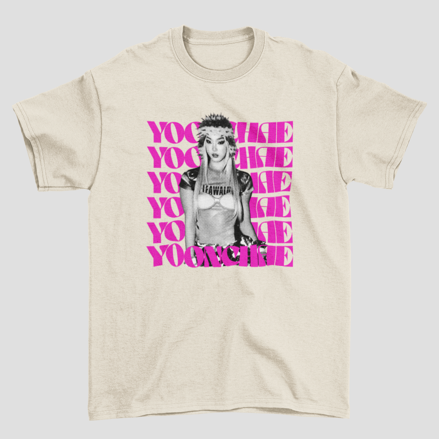 Camiseta Básica Katseye Yoonchae Pinky Up