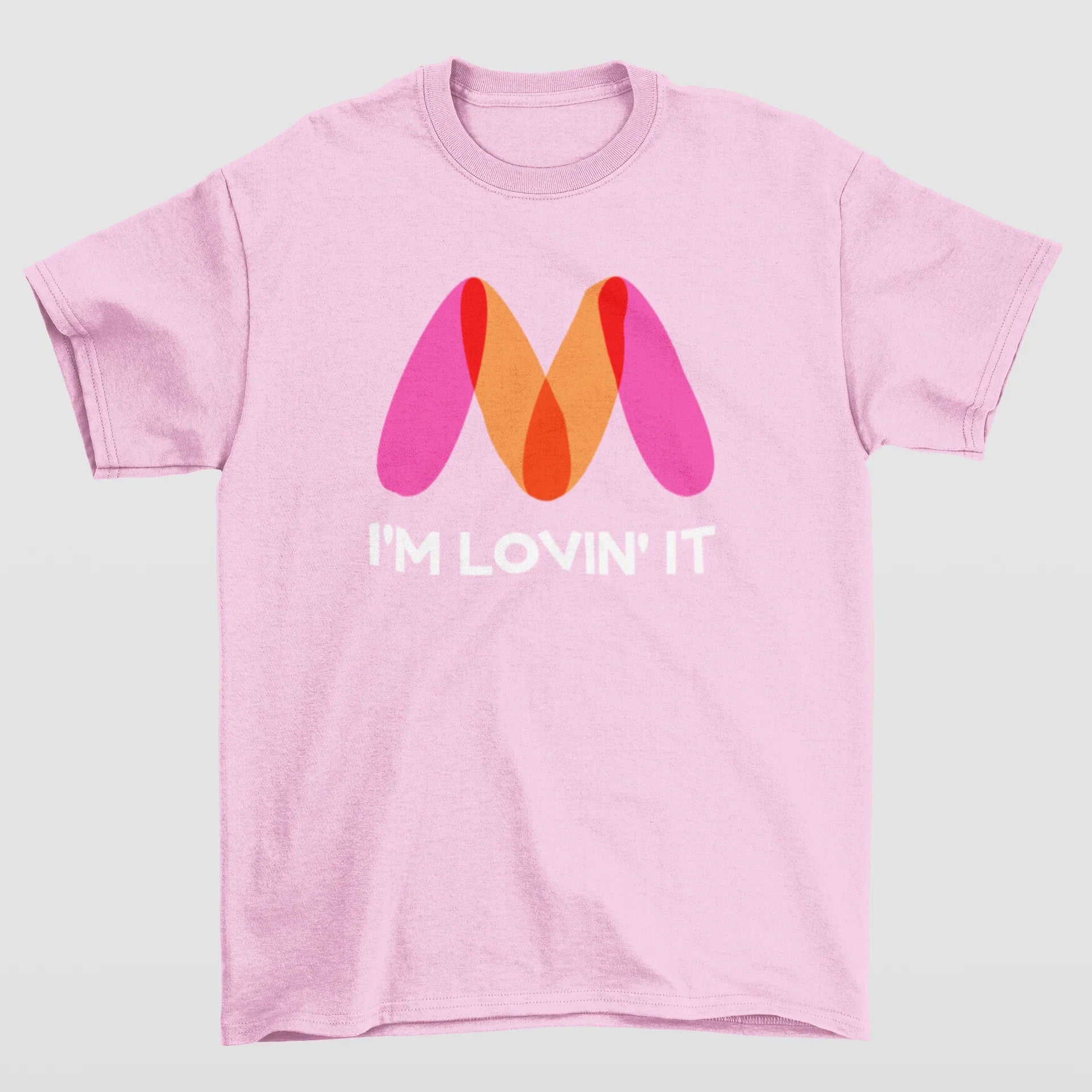 Camiseta Básica Mariah Carey I'm Lovin' It- rosa bebe