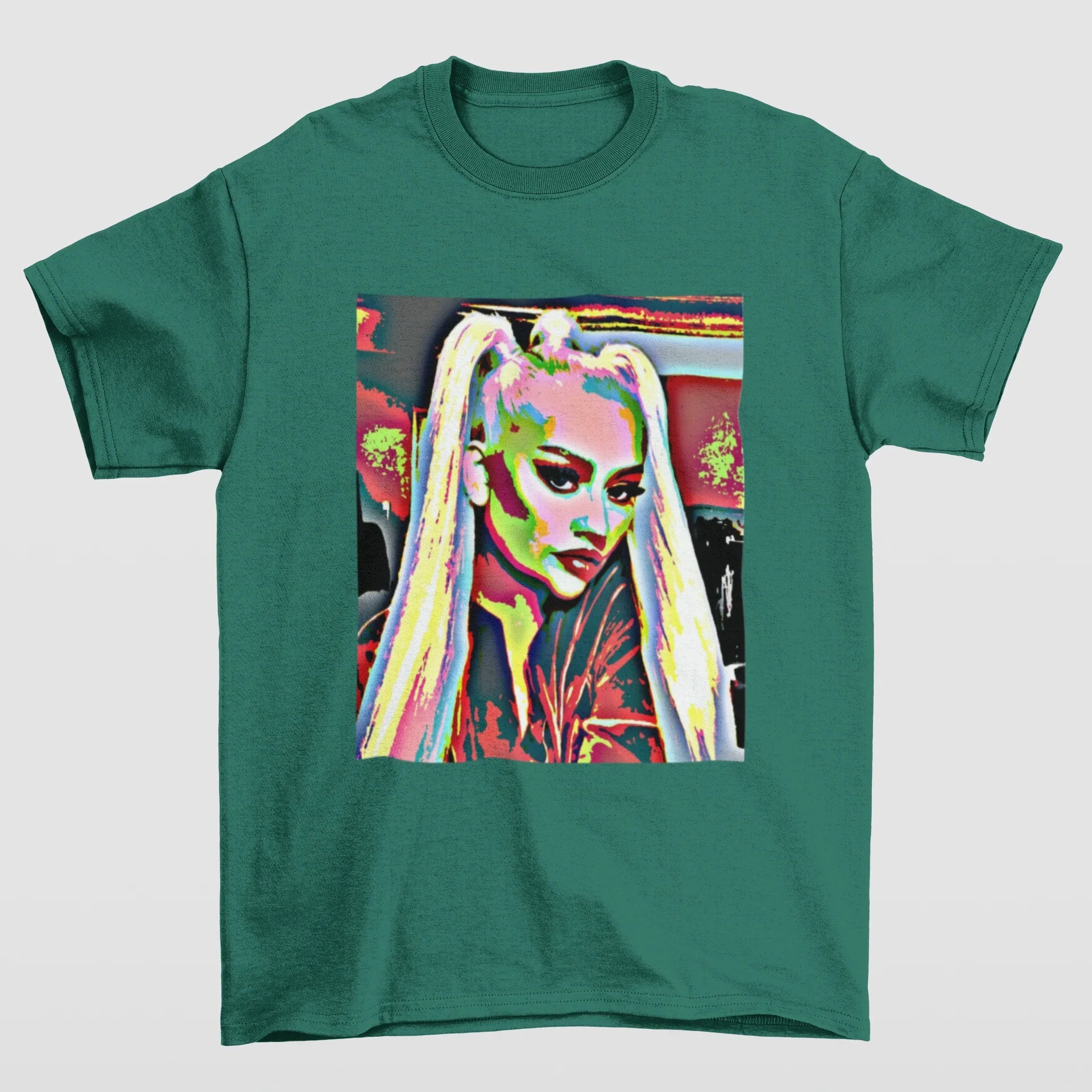 Camiseta Básica Christina Aguilera Pop Art- verde