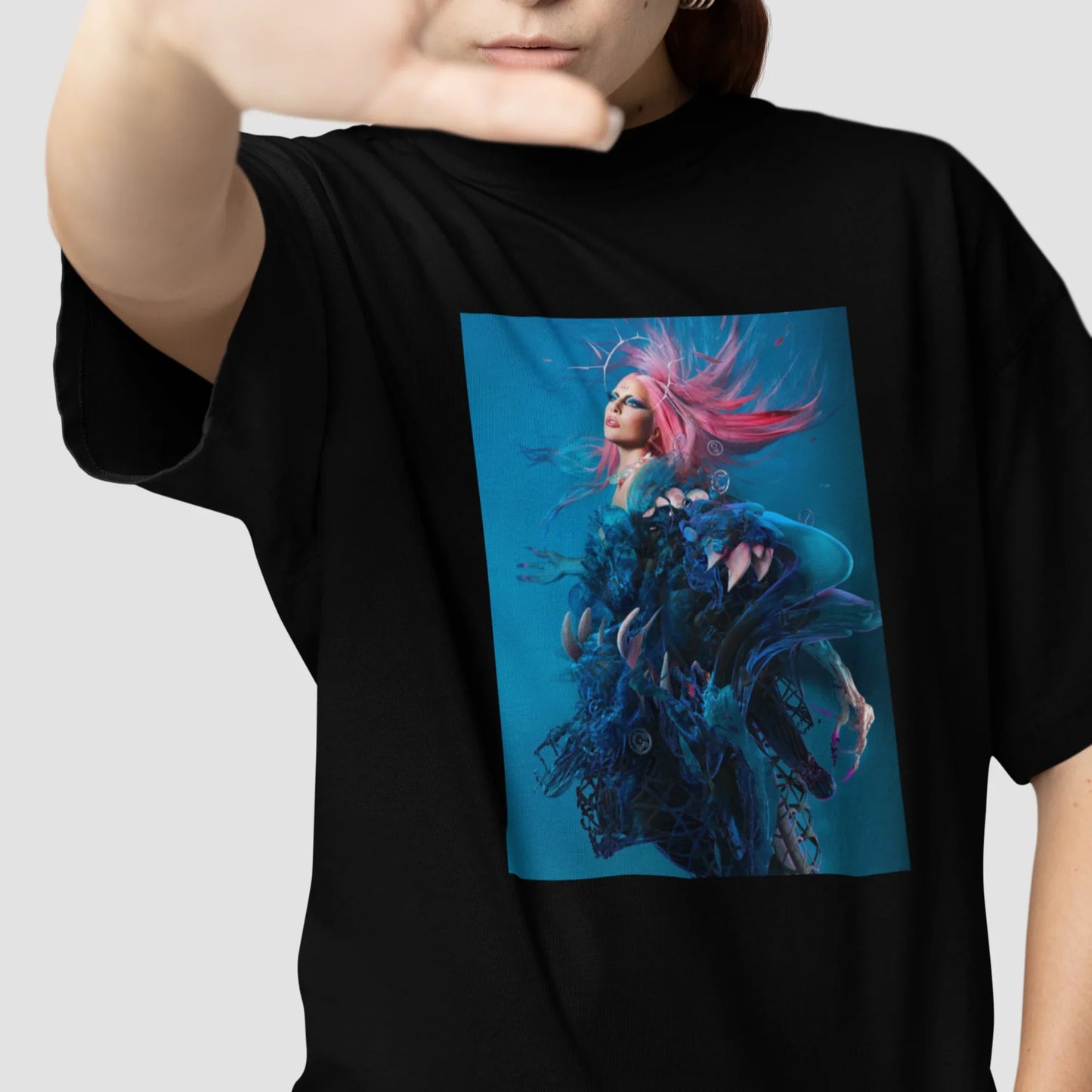 Camiseta Básica Lady Gaga Graphic Chromatica