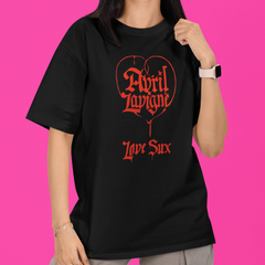 Camiseta Básica Avril Lavigne Love Sux