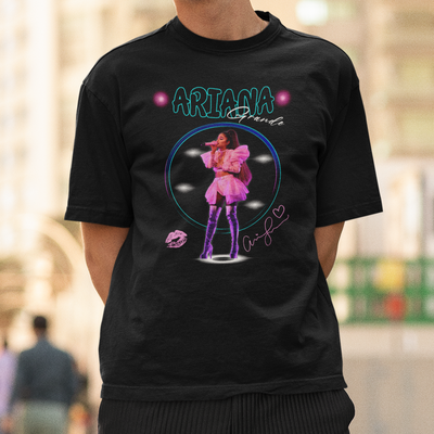 Camiseta Básica Ariana Grande Graphic Vintage