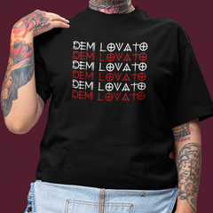Camiseta Básica Demi Lovato Name Logo