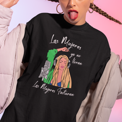 Camiseta Básica Las Mujeres Shakira