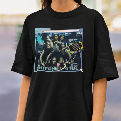 Camiseta Básica Katseye Internet Girl