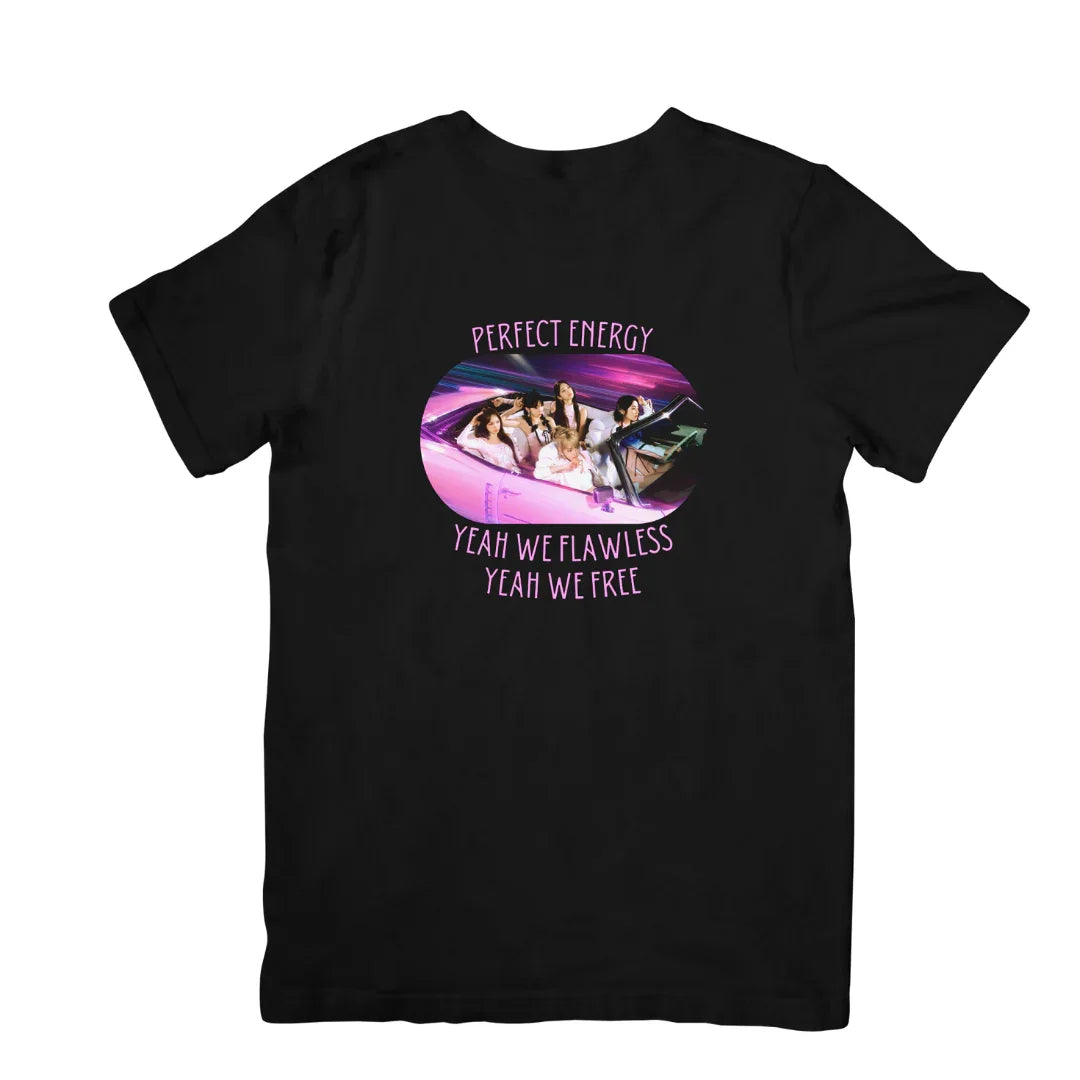 Camiseta Básica Le Sserafim Perfect Energy - preto