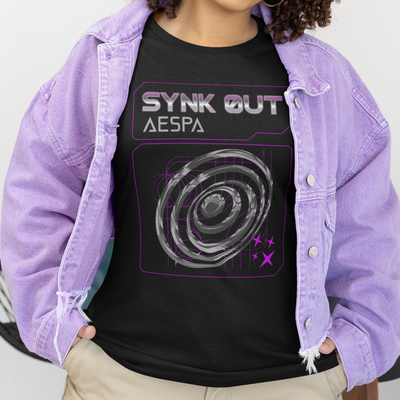 Camiseta Básica Aespa Synk Out