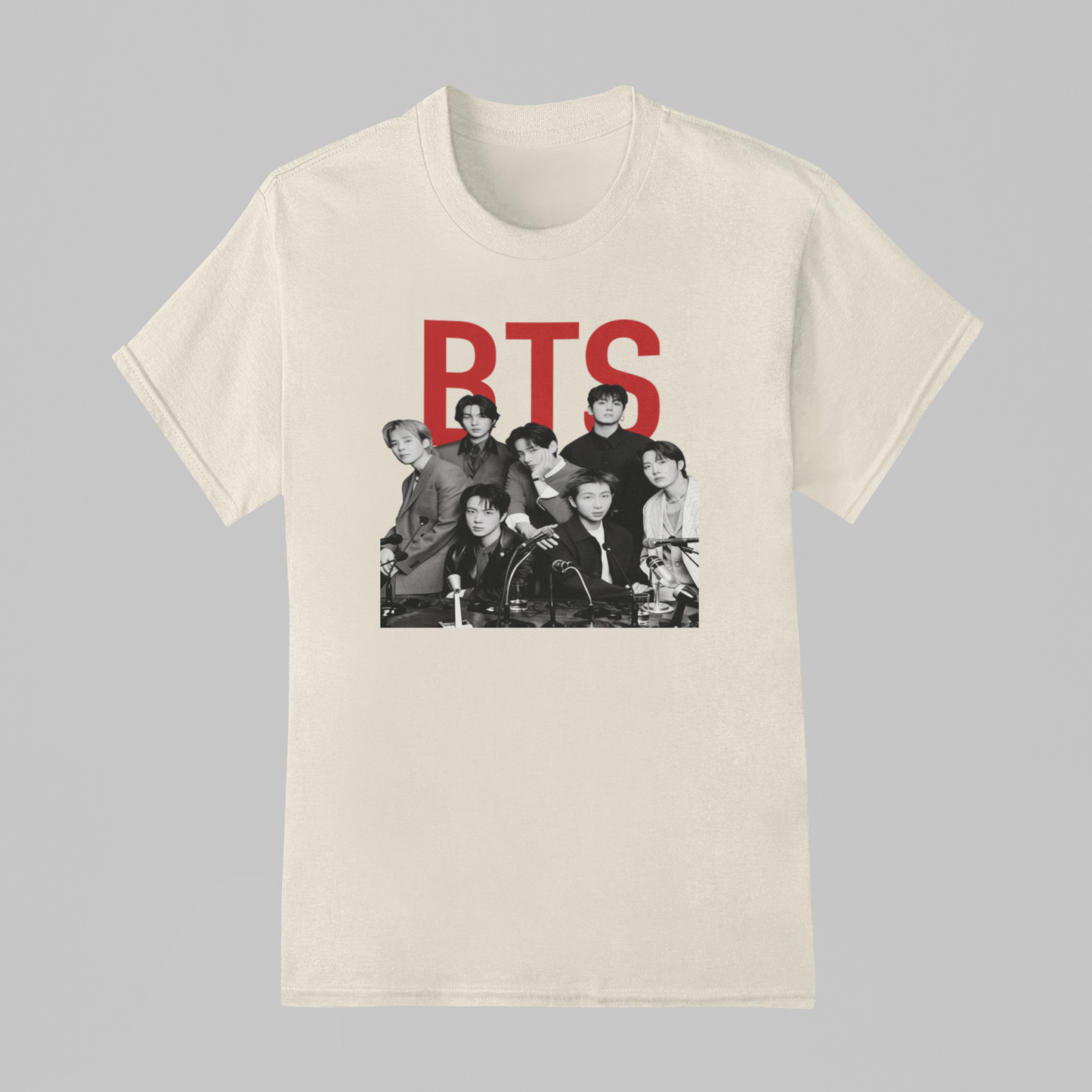 Camiseta Básica BTS P&B Group Boys