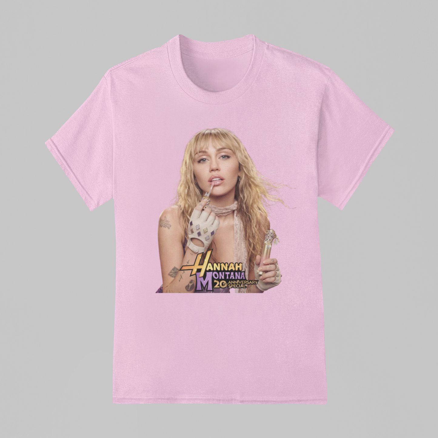 Camiseta Básica Hannah Montana 20 Years