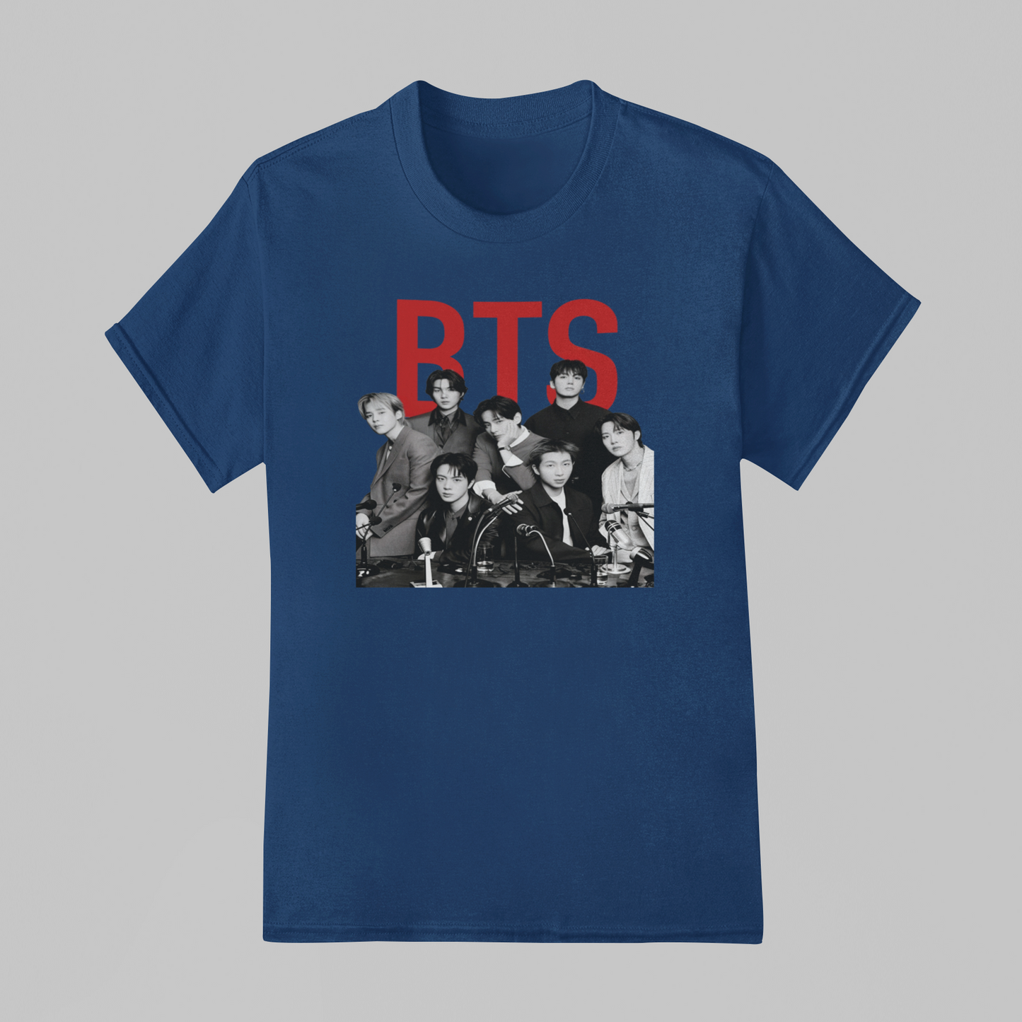 Camiseta Básica BTS P&B Group Boys