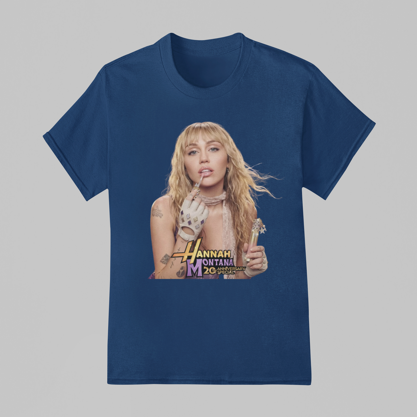 Camiseta Básica Hannah Montana 20 Years