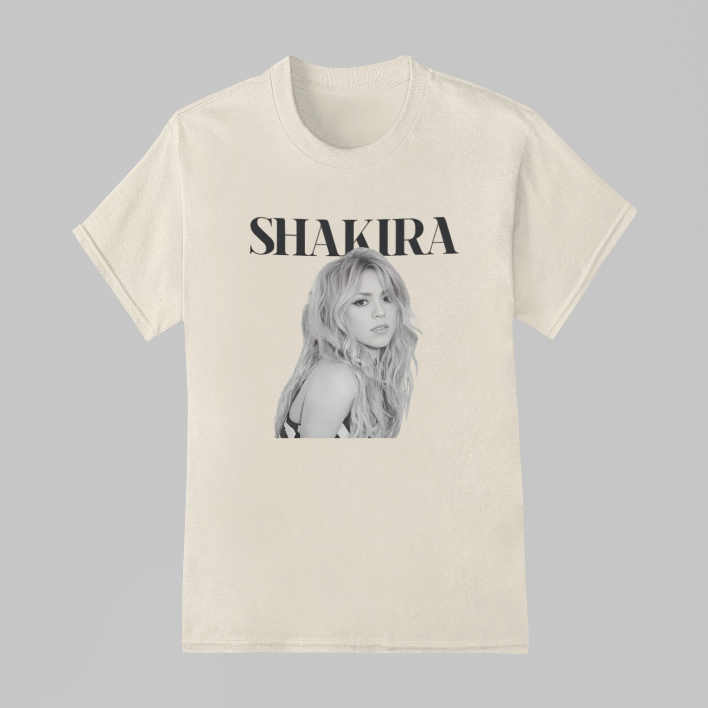 Camiseta Básica Shakira P&B Vintage