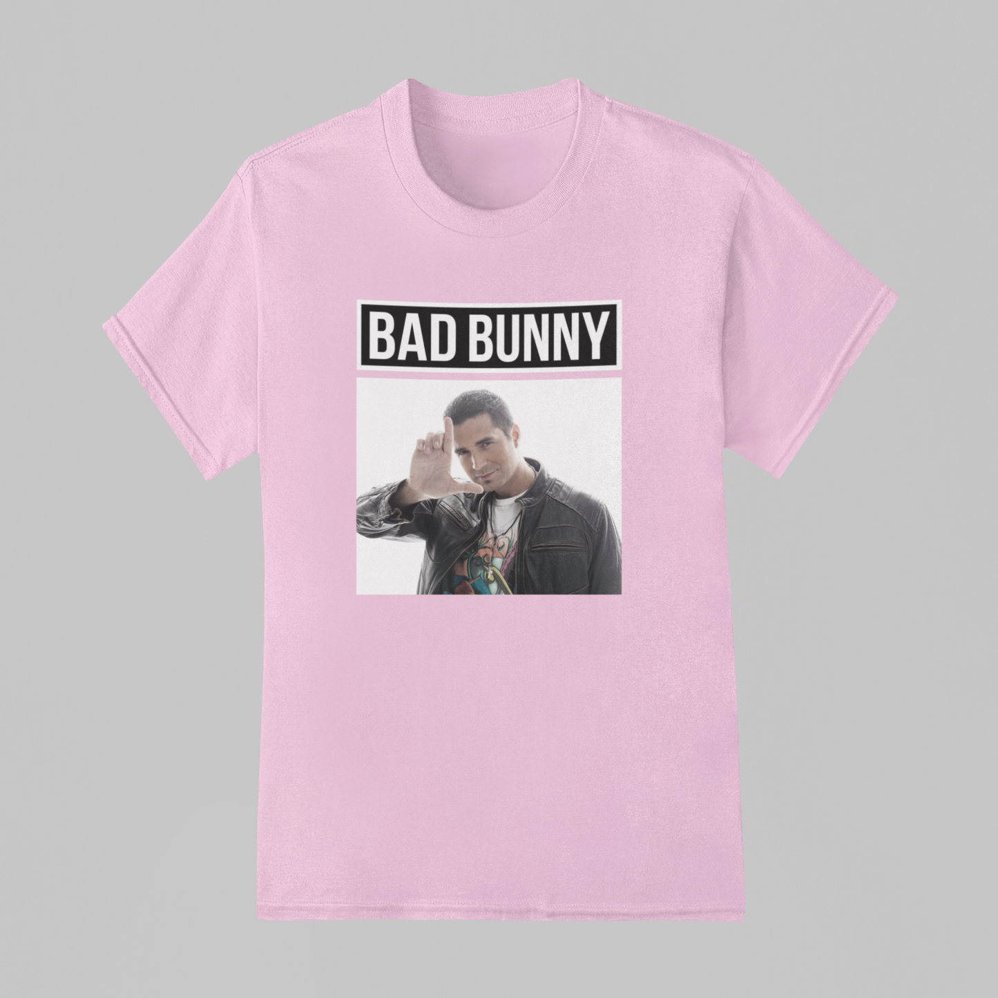 Camiseta Básica Bad Bunny Meme