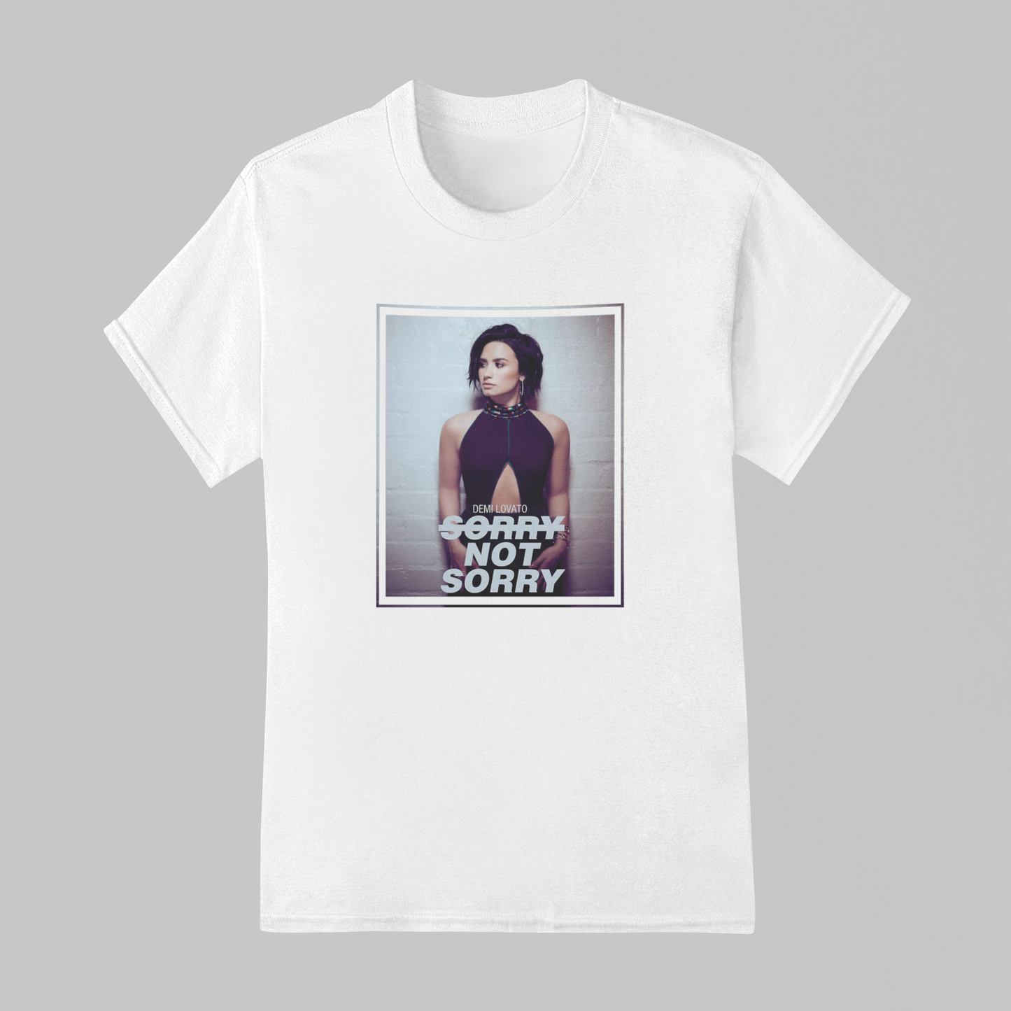 Camiseta Básica Demi Lovato Sorry Not Sorry Vintage