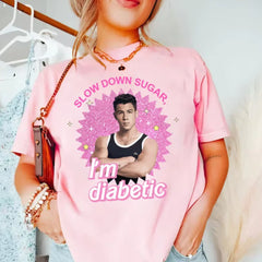 Camiseta Básica Jonas Brothers Slow Down Sugar I'm Diabetic