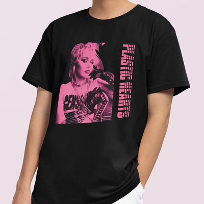 Camiseta Básica Miley Cyrus Plastic Hearts