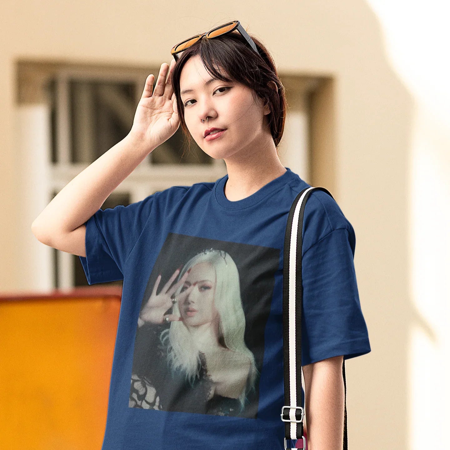 Camiseta Básica Lisa Blonde Born Again - azul-marinho