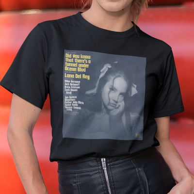 Camiseta Básica Lana Del Rey Born To Die