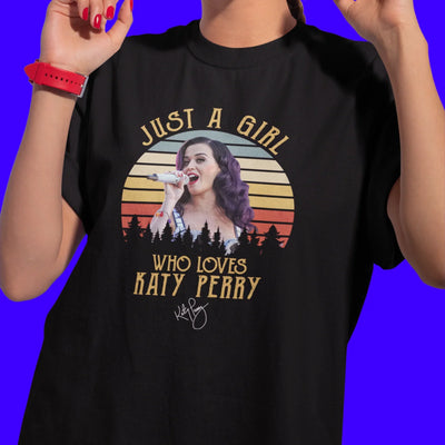 Camiseta Básica Katy Perry Who Loves