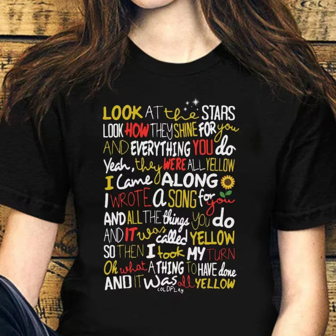 Camiseta Básica Coldplay Yellow-PRETO