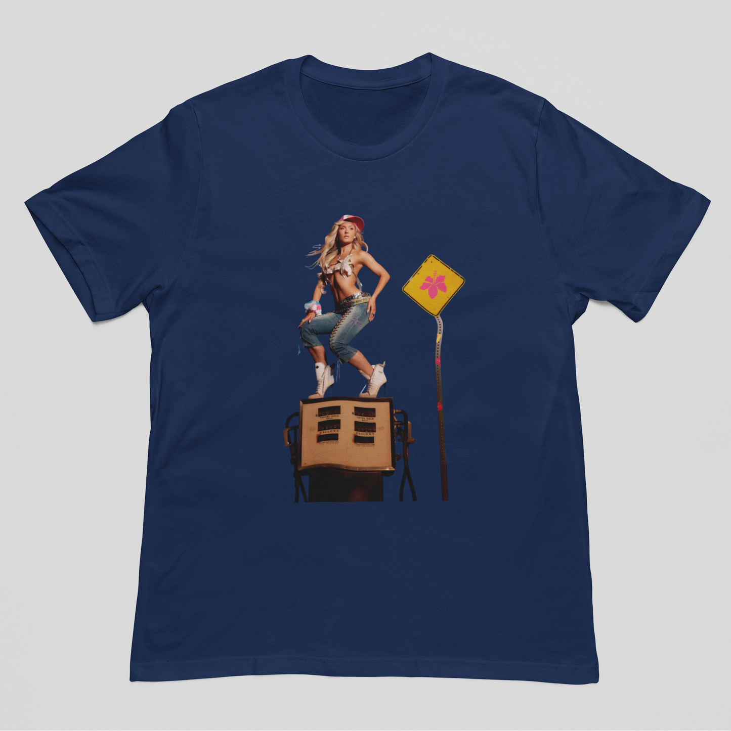 Camiseta Básica Zara Larsson Pose