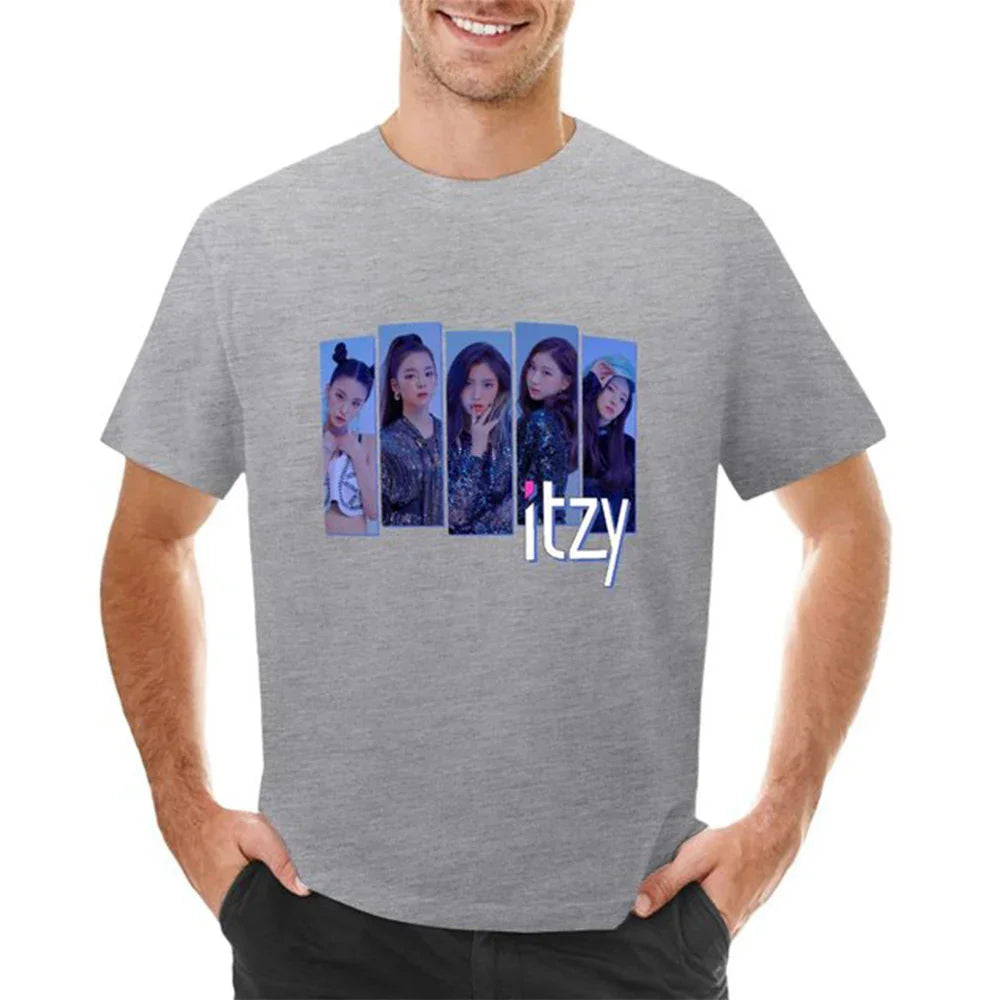 Camiseta Básica Itzy Kpop Group - cinza