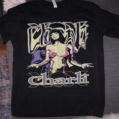 Camiseta Básica Charli XCX Preto