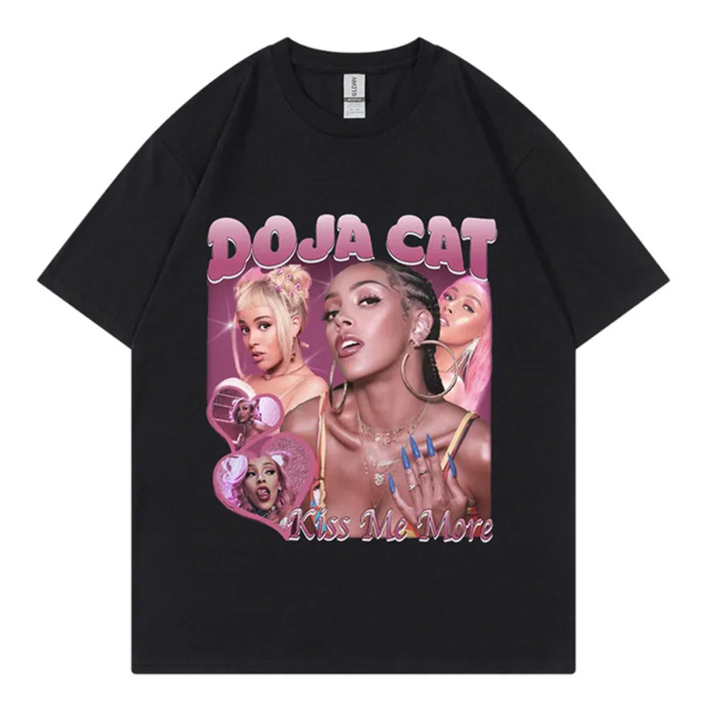 Camiseta Básica Doja Cat Kiss Me More